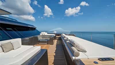 bgyb_charter_sunreef_80_power_tesni_selection_06