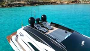 Yacht Charter THYKE III