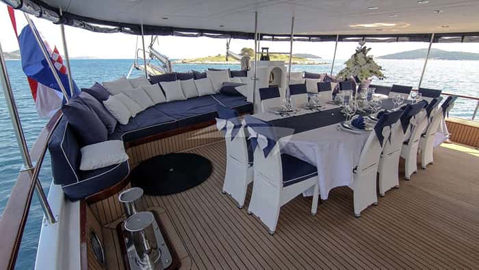 AURUM 28m motor yacht charter, photo 3