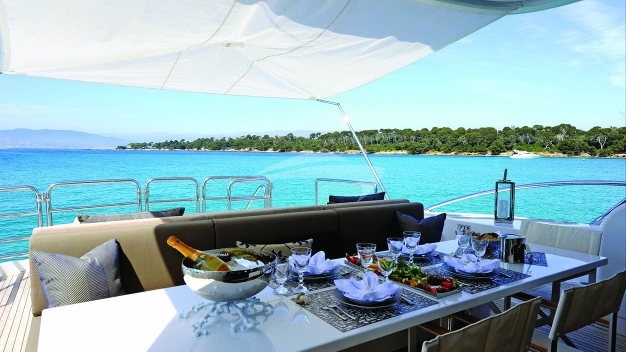 Aft Deck Dining