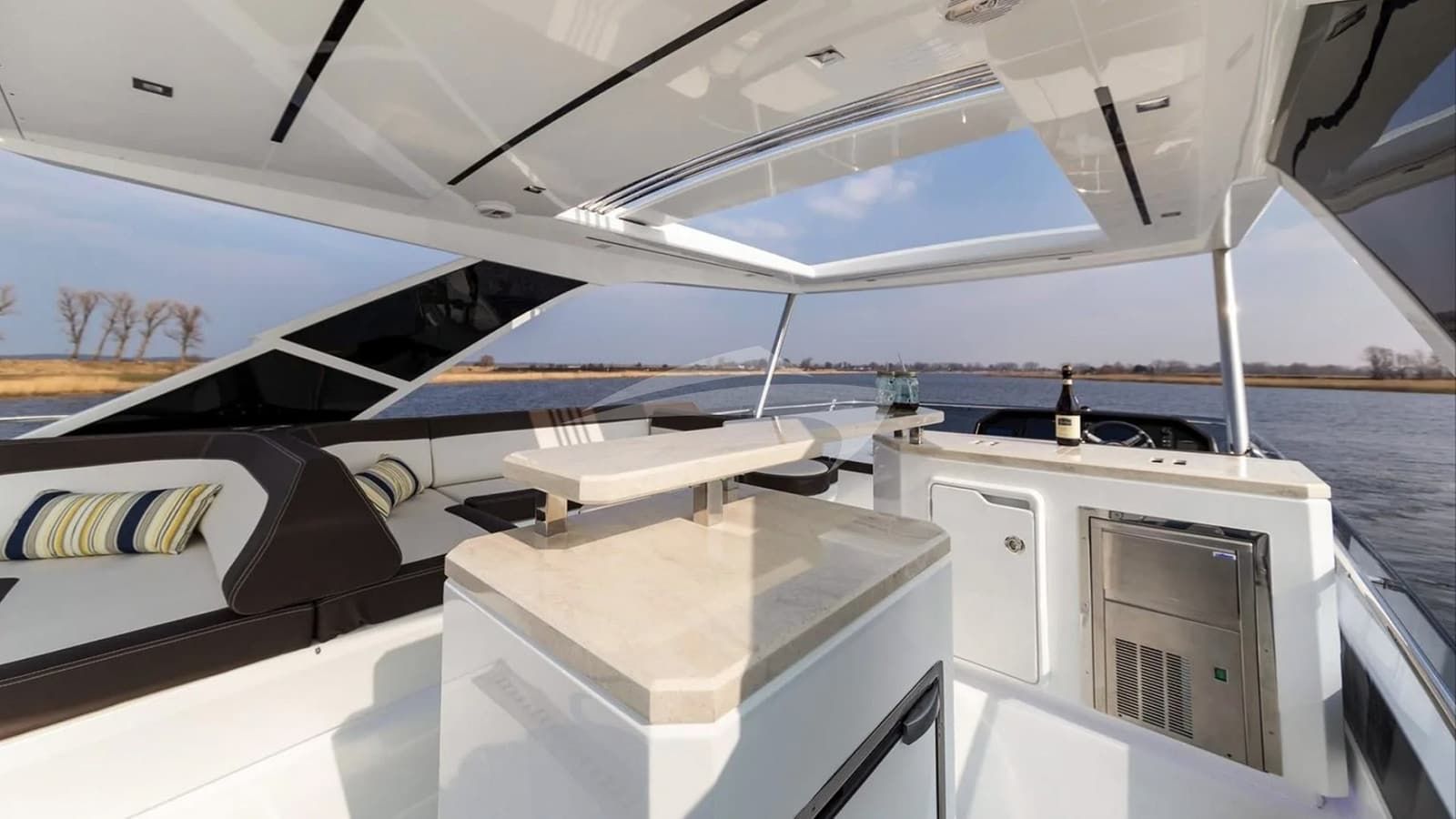 DON'T TELL MOM, photo from the yacht portfolio 8