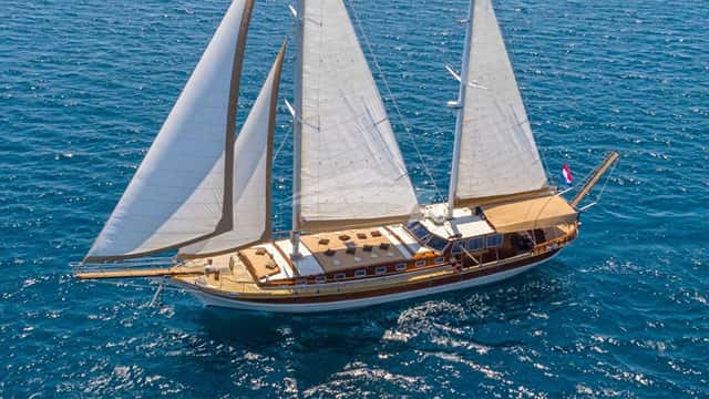 ANGELICA 30m motor yacht for charter