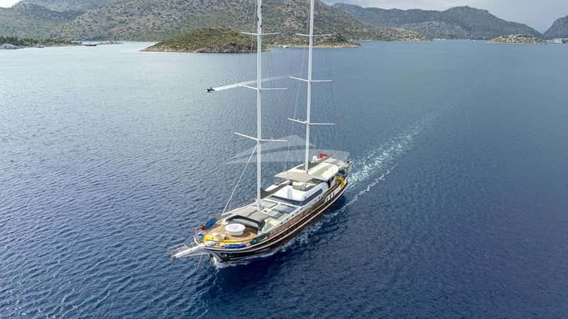 KAAN AYAZ 38m motor yacht charter