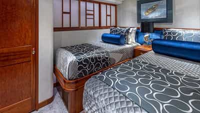 Twin Cabin