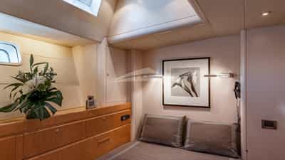 Guests after double cabin (portside)