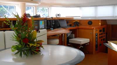 Spacious salon