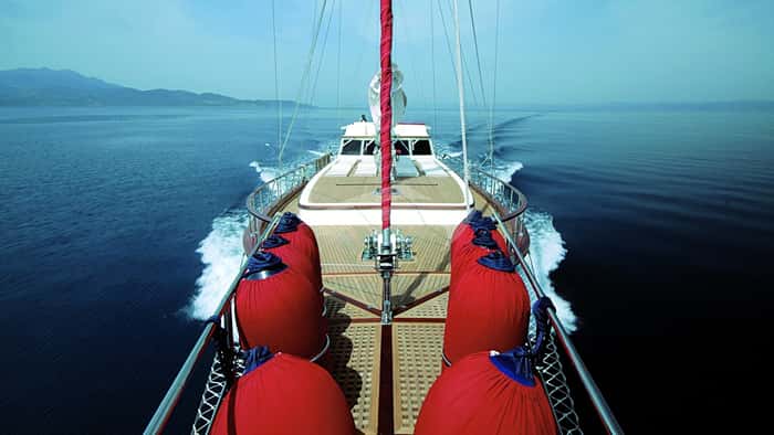 SERENITY 86 26m sailing yacht charter, photo 5