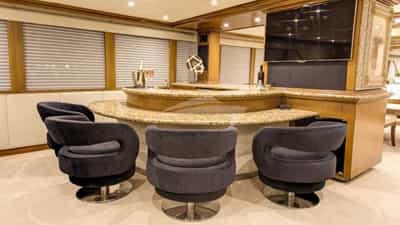 Salon Bar