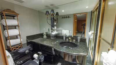 VIP Bath