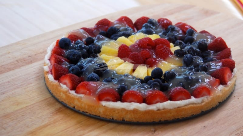 Fresh baked fruit tart
