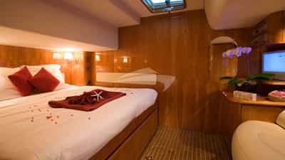 Another aft king suite