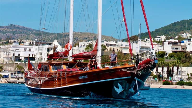 IL FRATELLO 24m sailing yacht charter, photo 4
