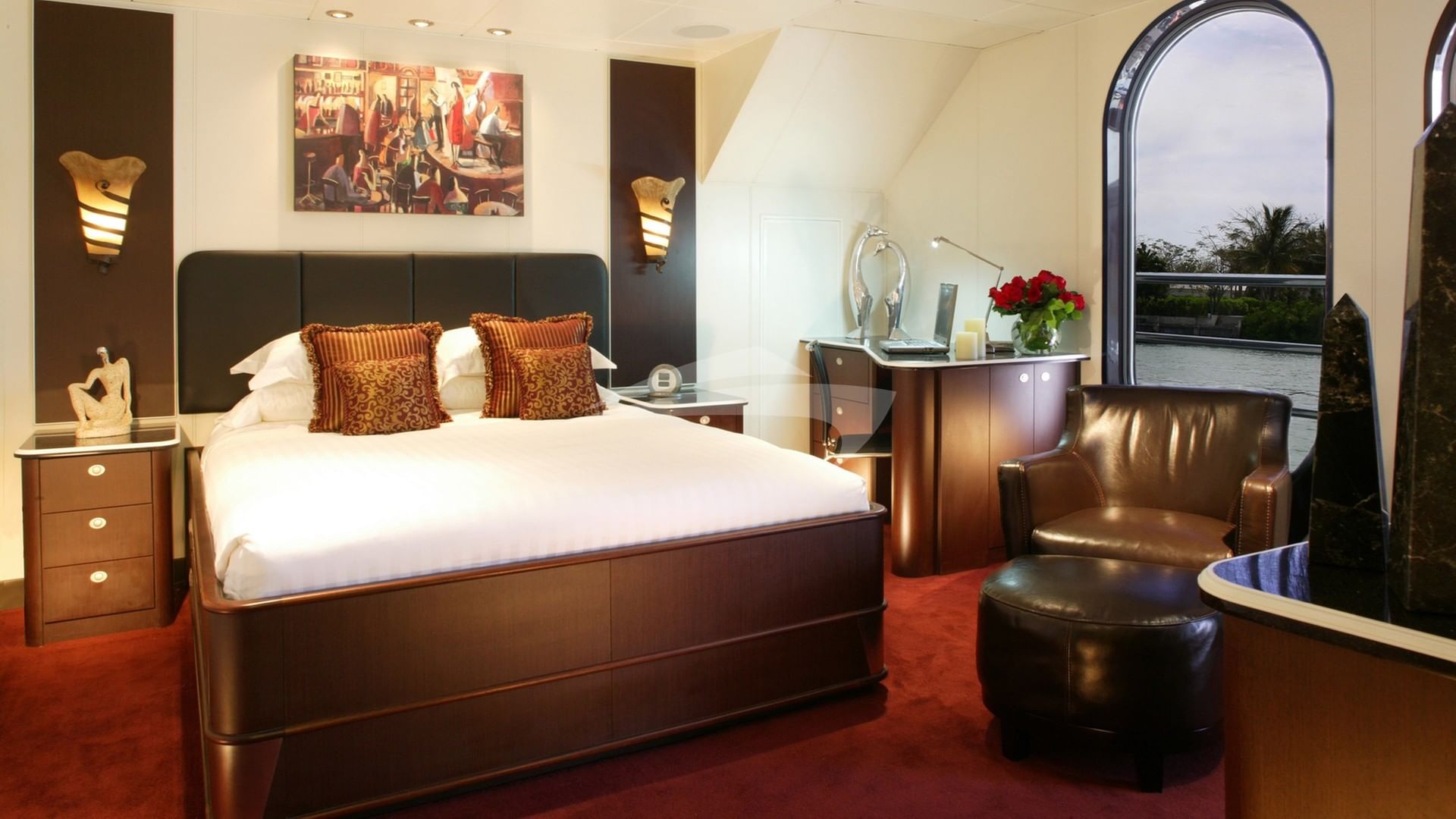 MASTER STATEROOM