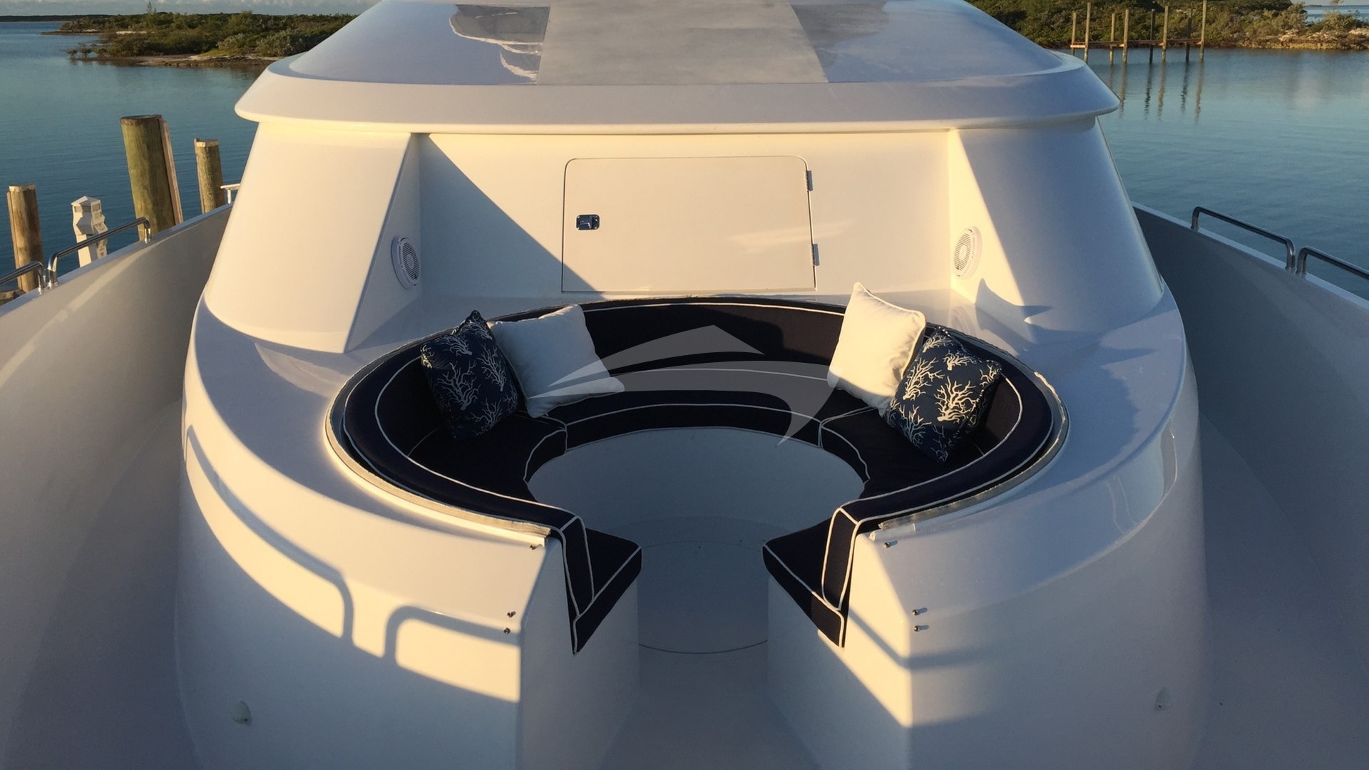 Bow Seating