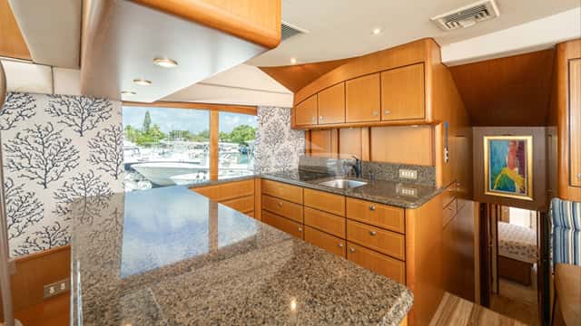 BUSINESS CALLS yacht charter photo 5