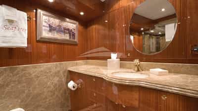 Forward VIP Bath
