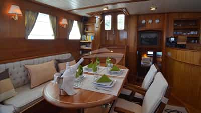 Interior Dining