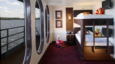 BUNK BED STATEROOM