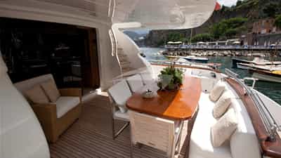 Dining alfresco