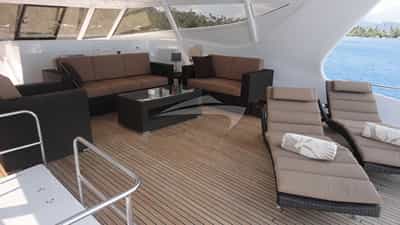 Top Deck