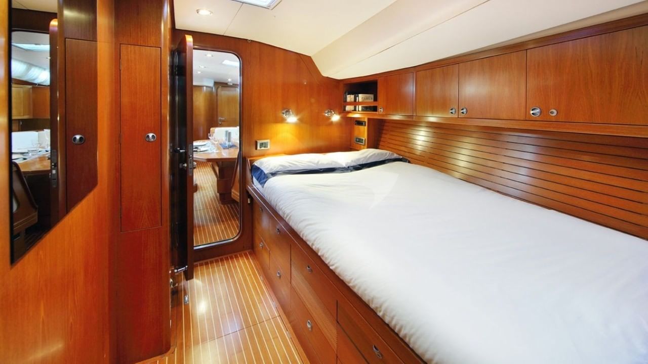 Double Cabin