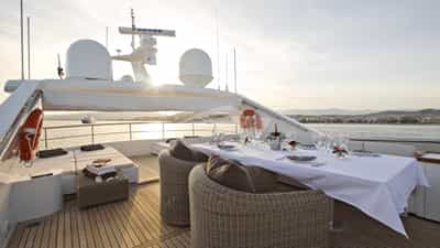 Sundeck