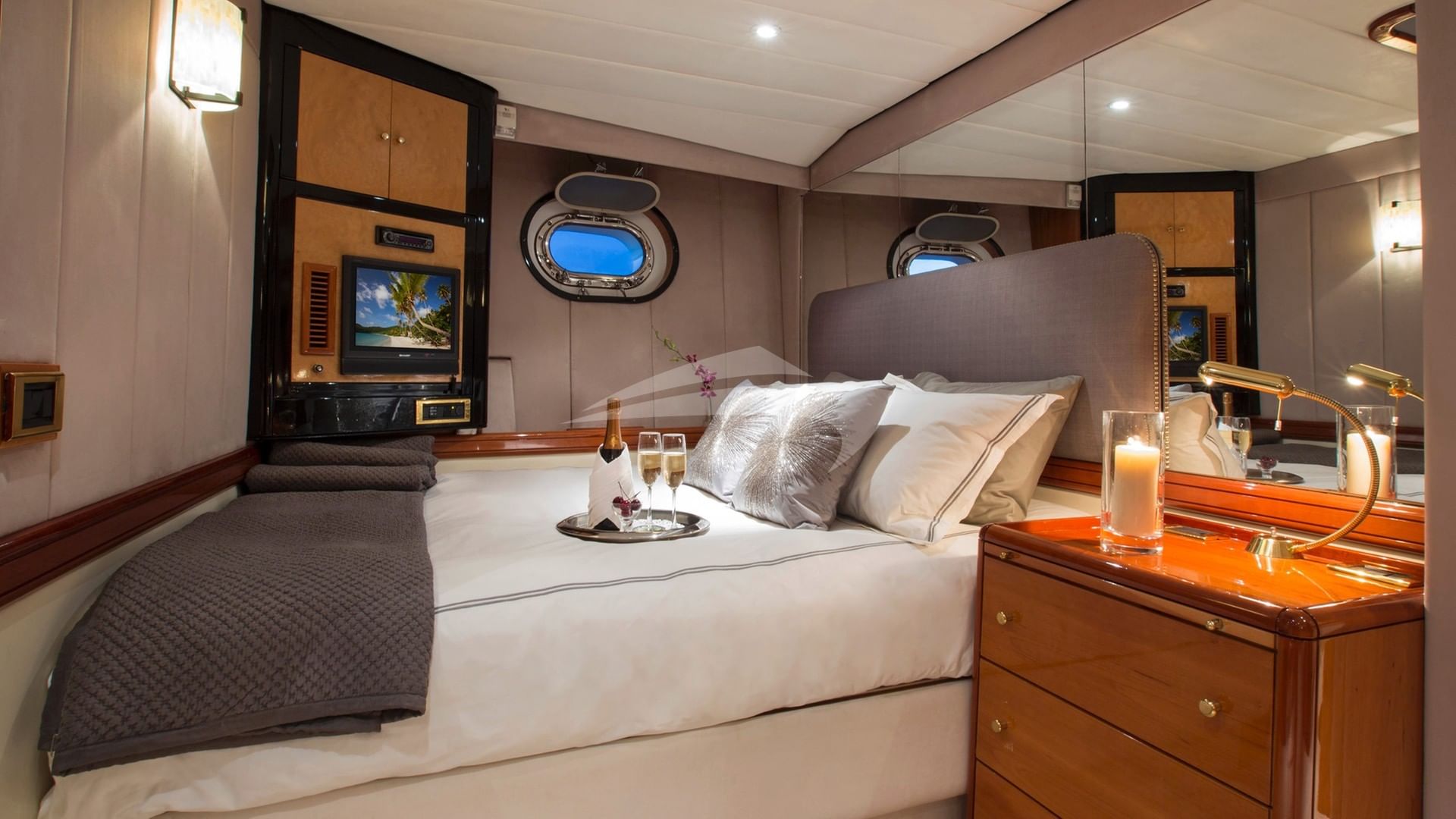 Guest Stateroom as Queen