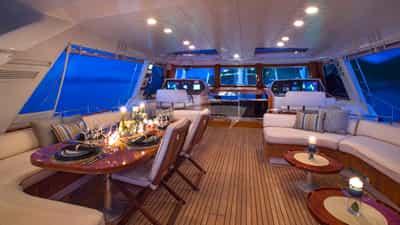 Deck Salon