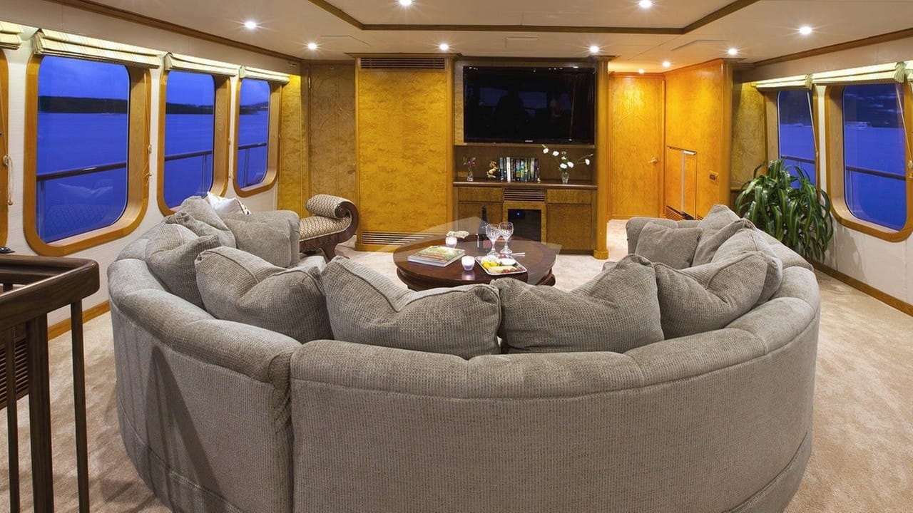 Sky Lounge Entertainment