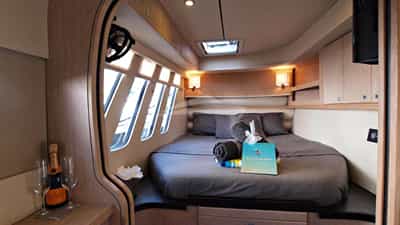 Master suite looking aft