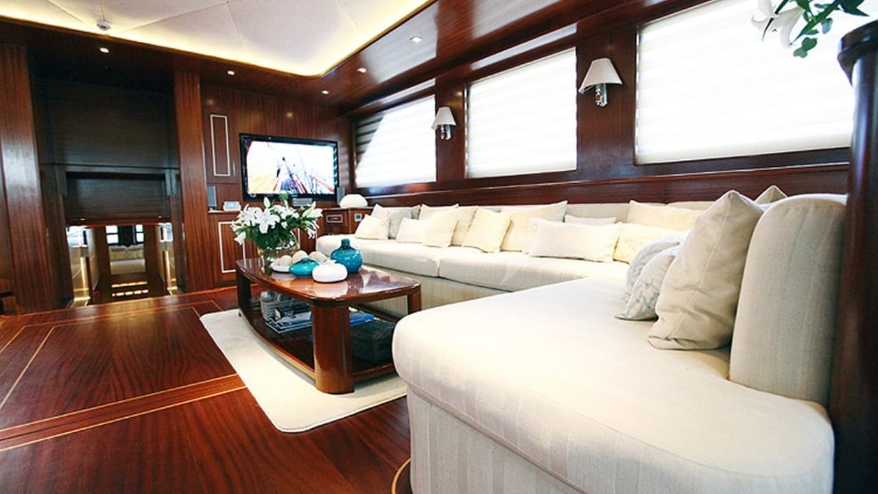 LA BELLA VITA, Aufnahme aus dem Yachtportfolio 14
