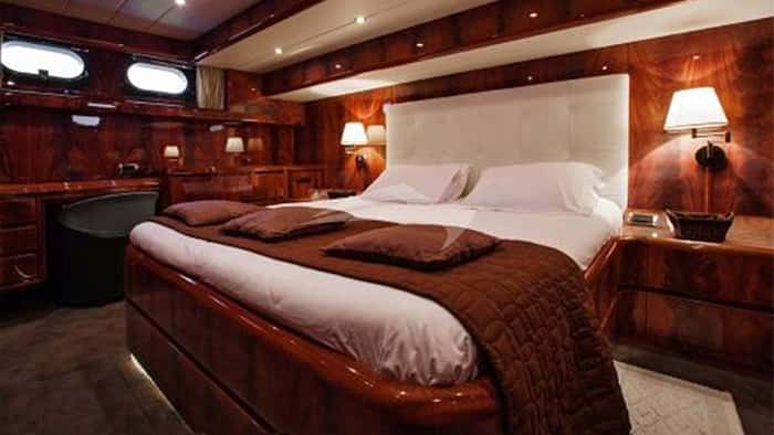 YAKOS 21m motor yacht charter, photo 4