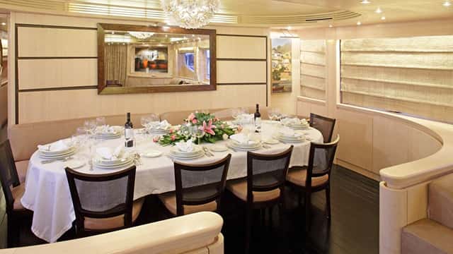 GLAROS yacht charter photo 3