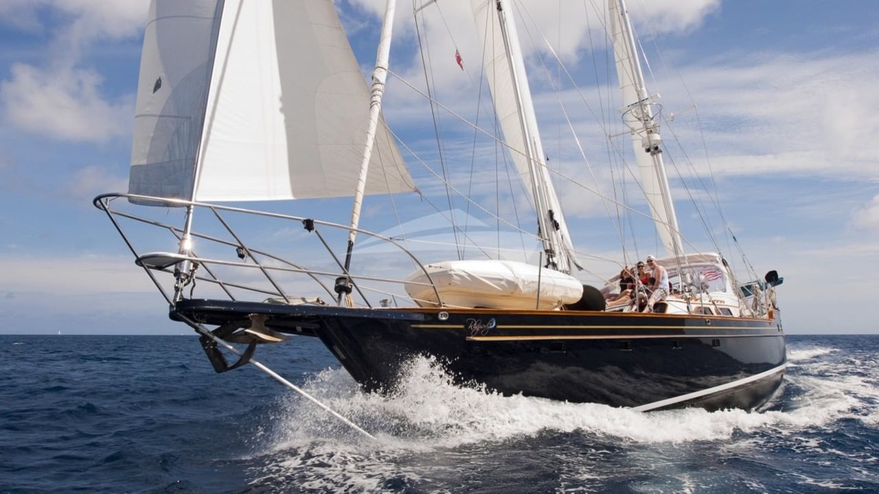 Charging along under a fresh breeze