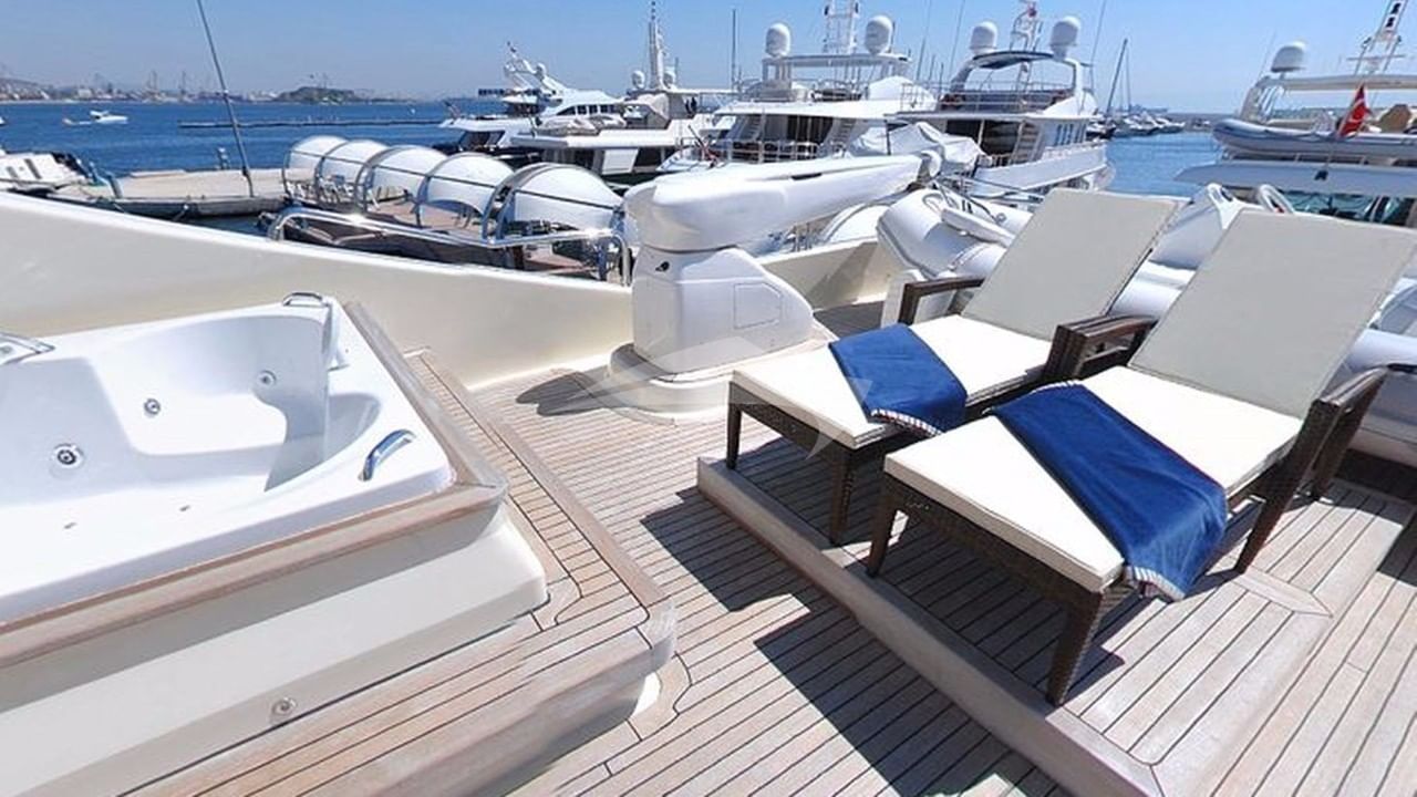 Jacuzzi and Loungers