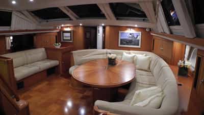 Main Salon with TV