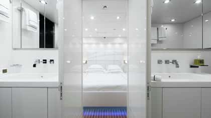 VENTURE 31m motor yacht charter, photo 8
