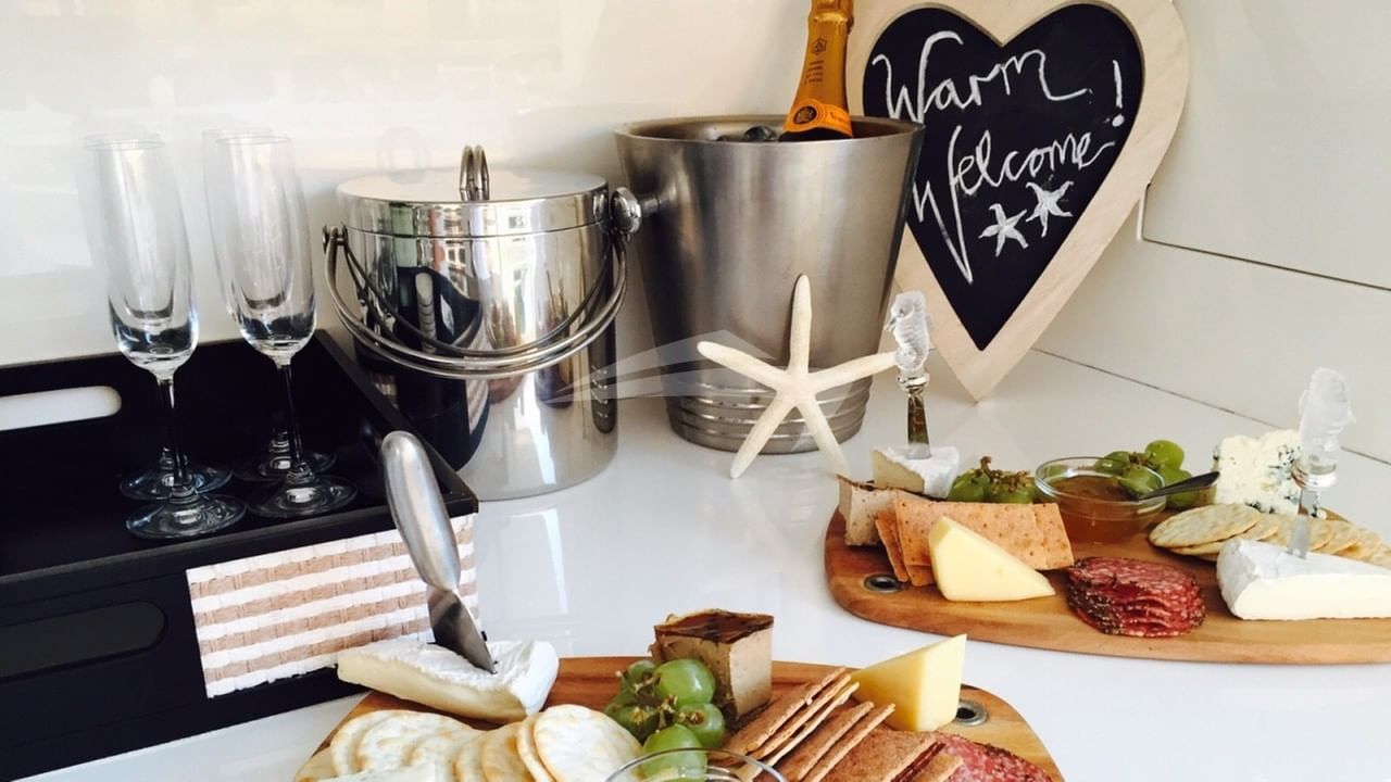 Welcome champagne & cheese board