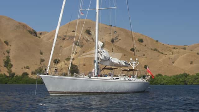 ASPIRATION yacht charter photo 4