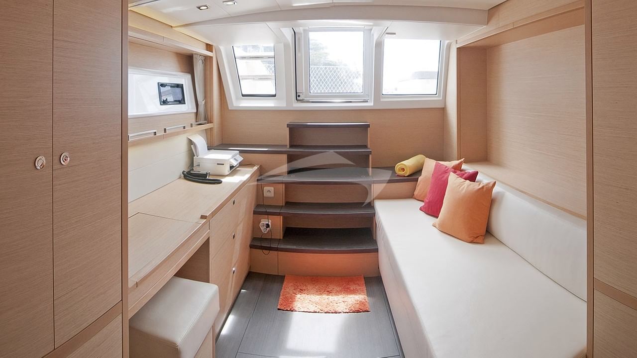 The "office" aft of the Master suite