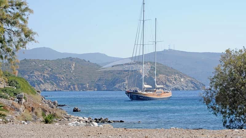 LA BELLA VITA 47m sailing yacht charter, photo 6