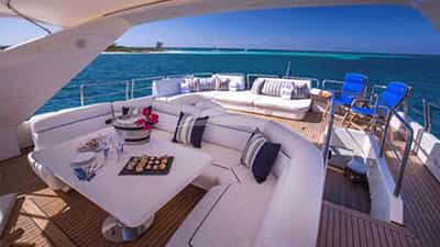 Flybridge Table