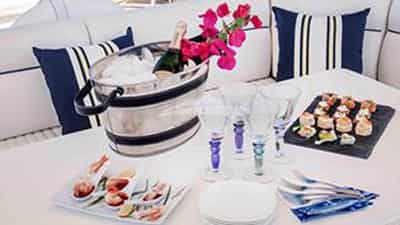 Flybridge Champagne