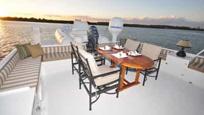 Flybridge Dining