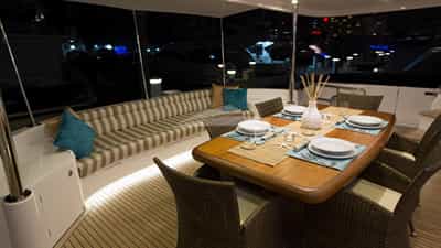 Aft al fresco dining area