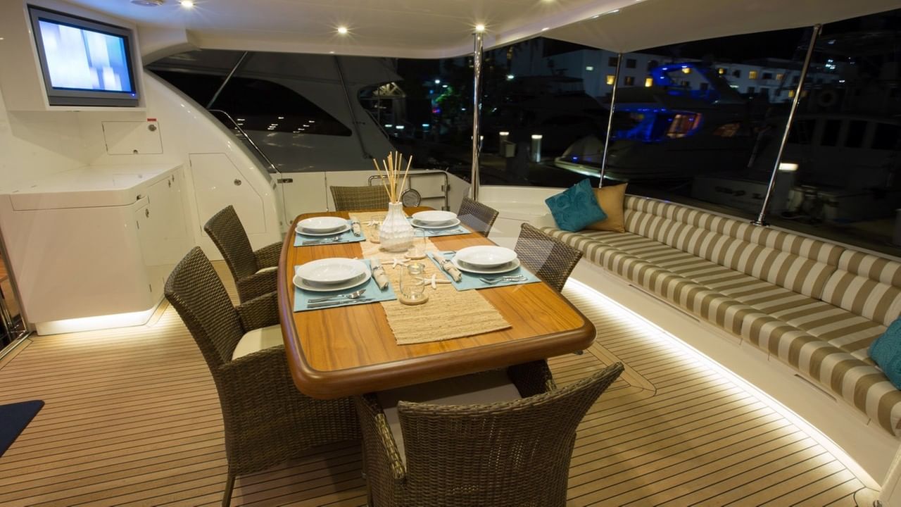 Aft deck lounging and dining area