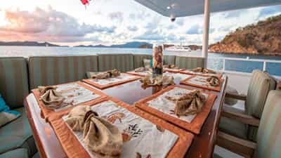 Alfresco dining