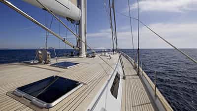 Top Deck