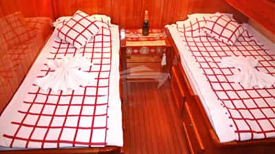 Twin Cabin