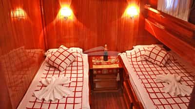 Twin Cabin